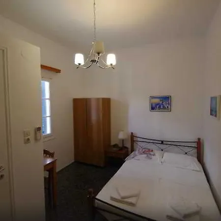 Elenis Apartamento *